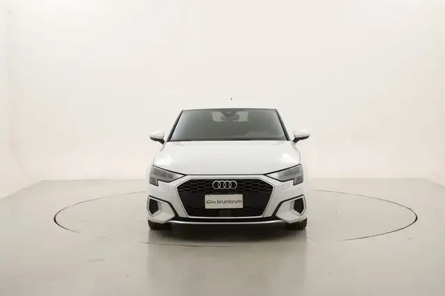 Audi A3 view 8
