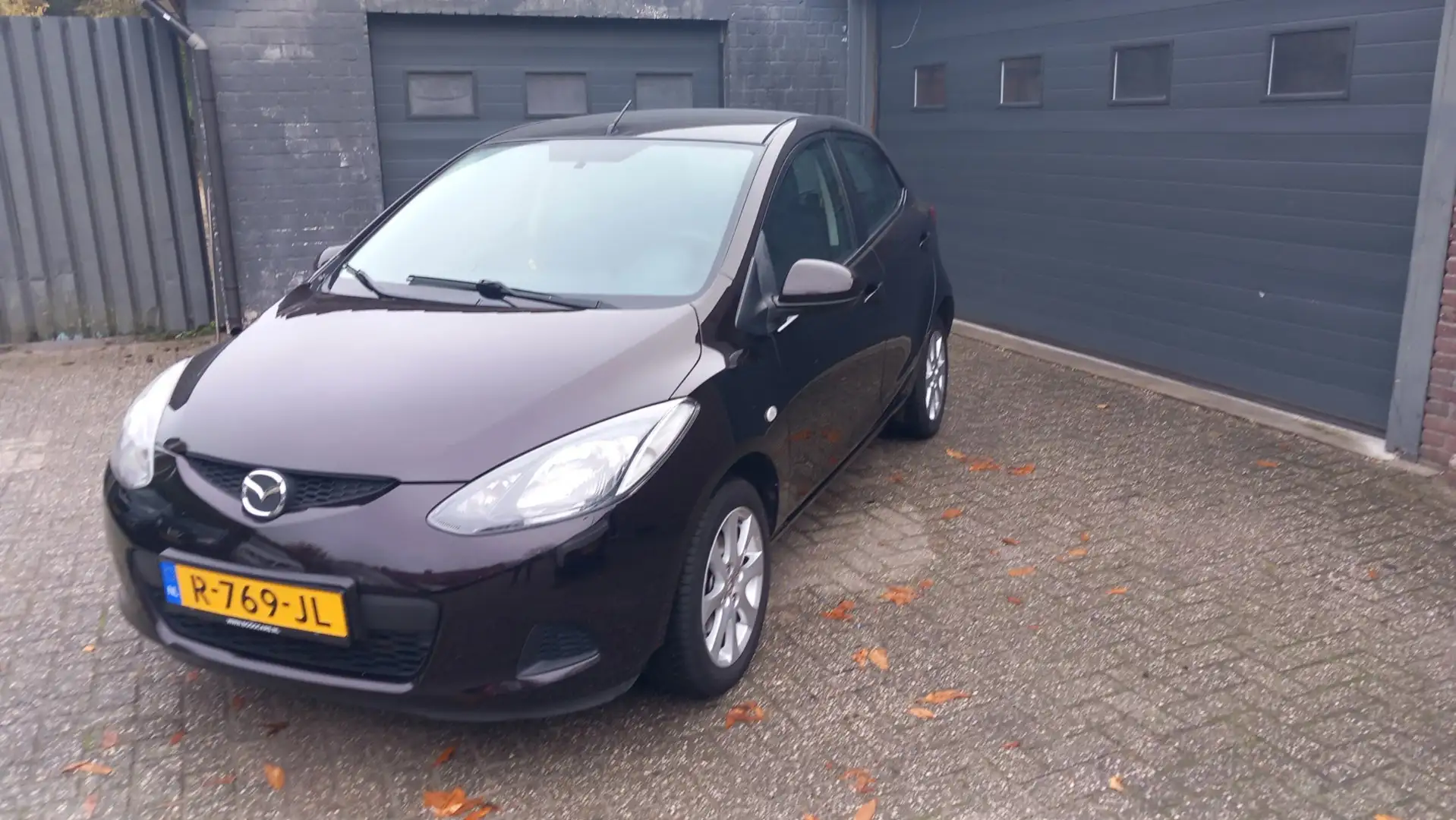 Mazda 2 1.3 S.Airo,Elektrice ramen,Radio met bluetooth,Lic Bruin - 1
