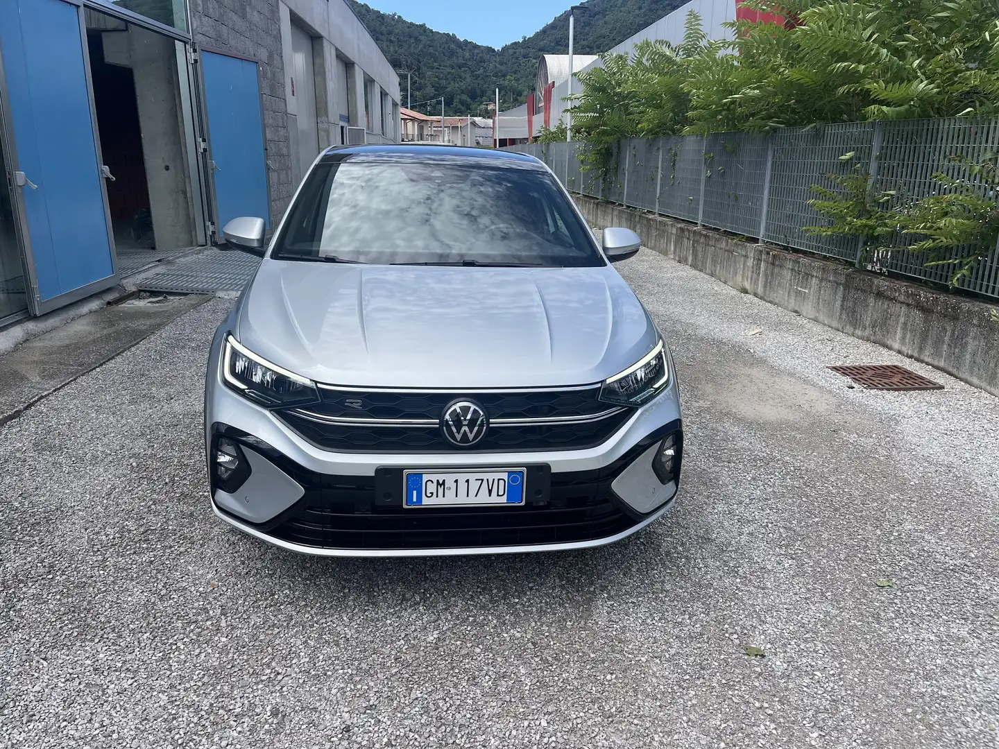 Volkswagen Taigo 1.5 tsi R-Line 150cv dsg - 2