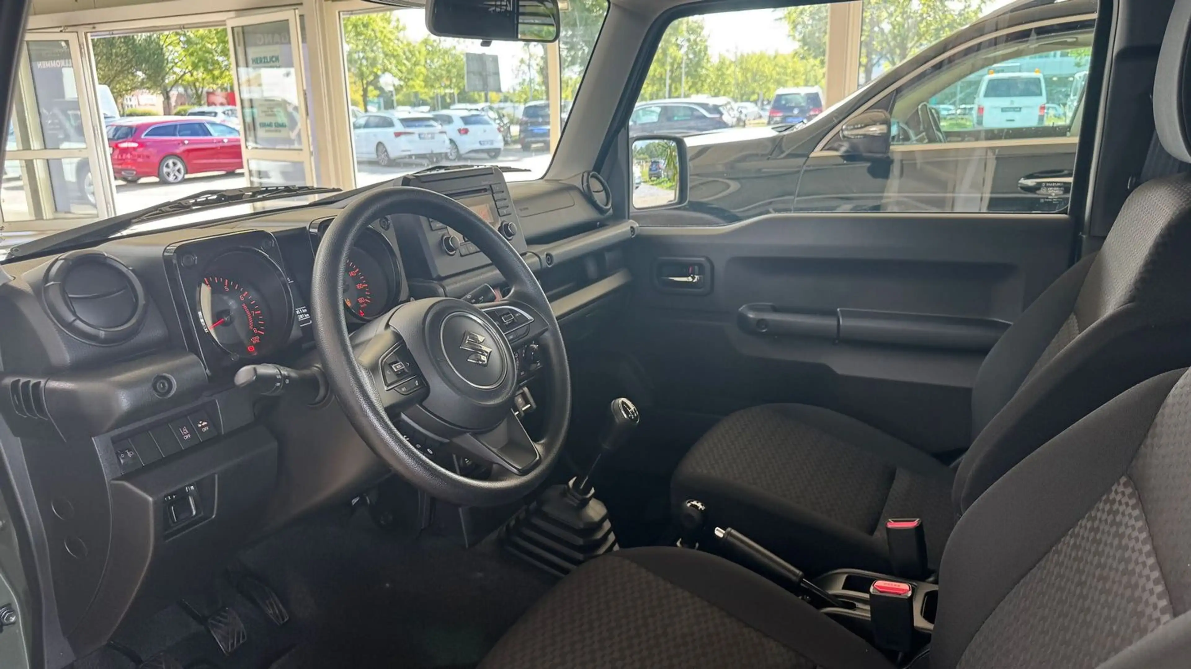 Suzuki Jimny Comfort 4x4/Klima/Sitzheizung/wenig Km — photo 11