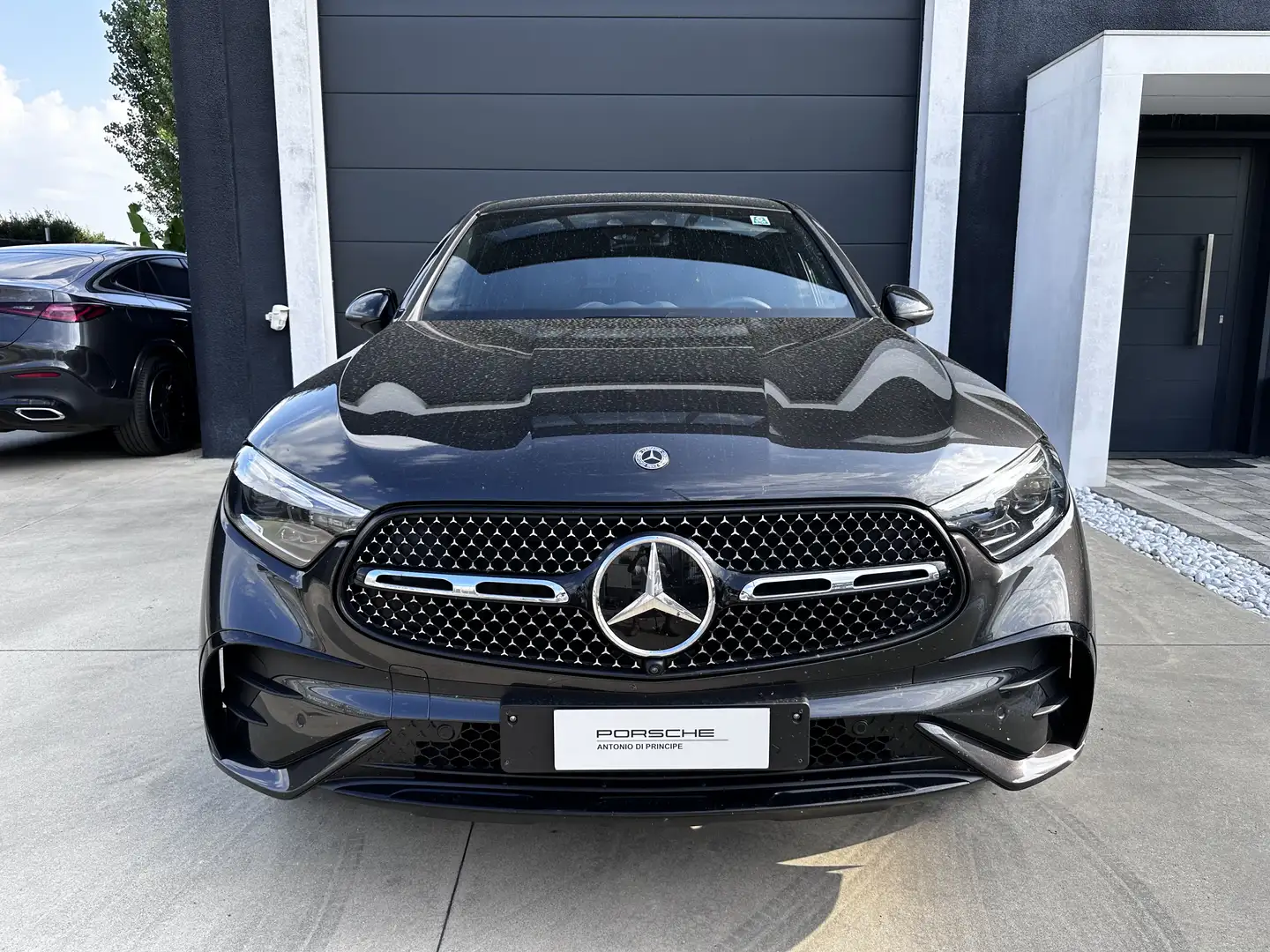 Mercedes-Benz GLC 220 Coupe Premium AMG DISTRONIC *DIGITAL LIGHT *GANCIO Grigio - 2