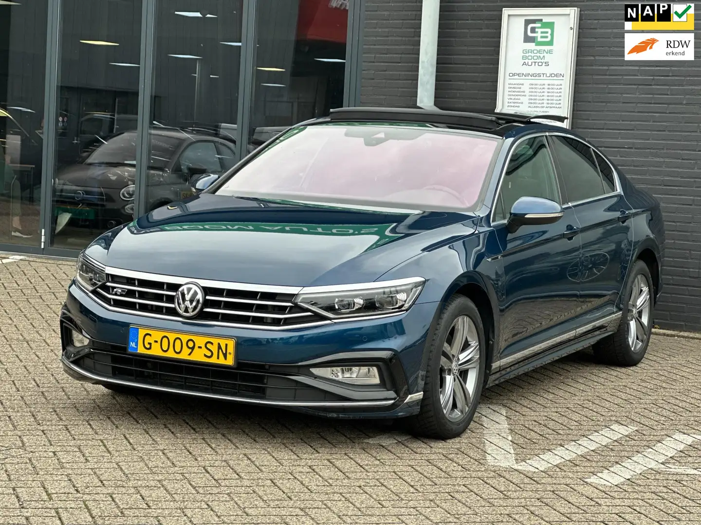 Volkswagen Passat 1.5 TSI Elegance Business R/PANO-DAK/CAMERA/APP-CO Bleu - 1