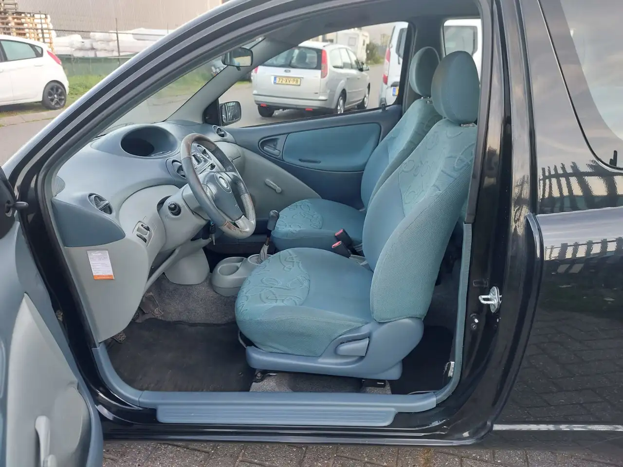 Toyota Yaris 1.3-16V VVT-i Luna 3 deurs, foto 8