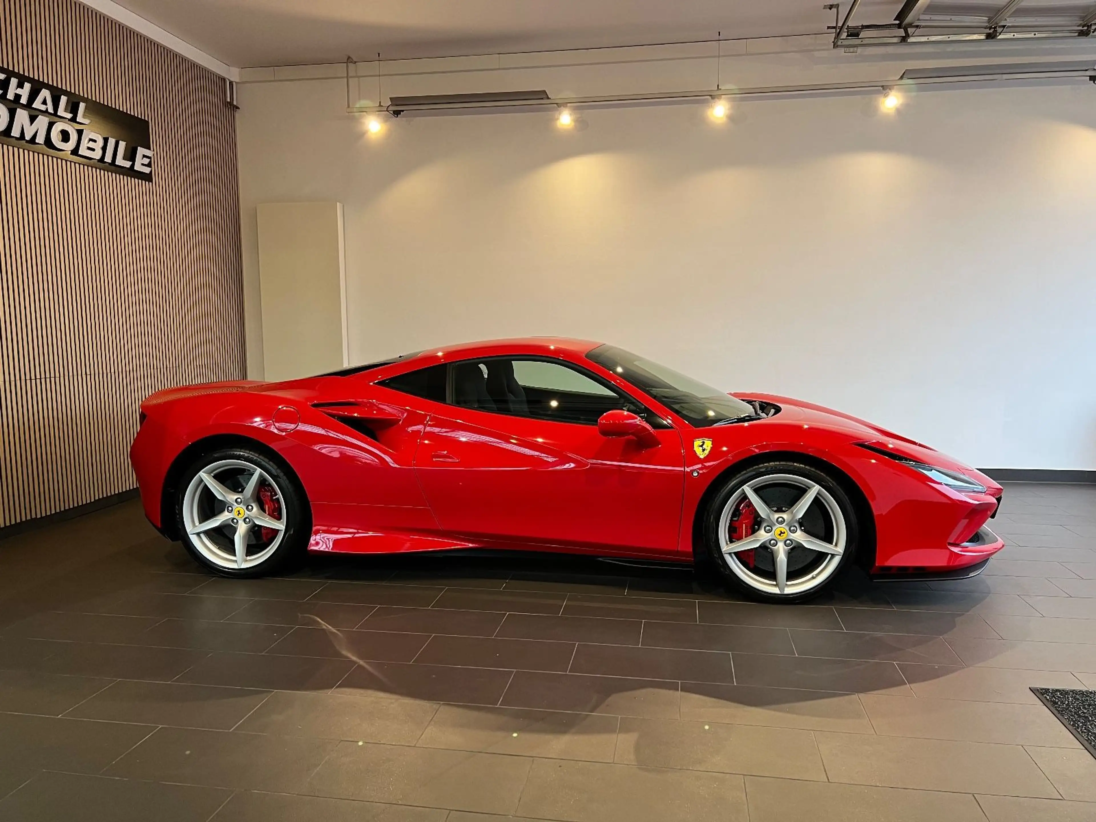 Ferrari F8 Tributo LIFT/APPLE/DISPLAY/GARANTIE/CAMERA — photo 4