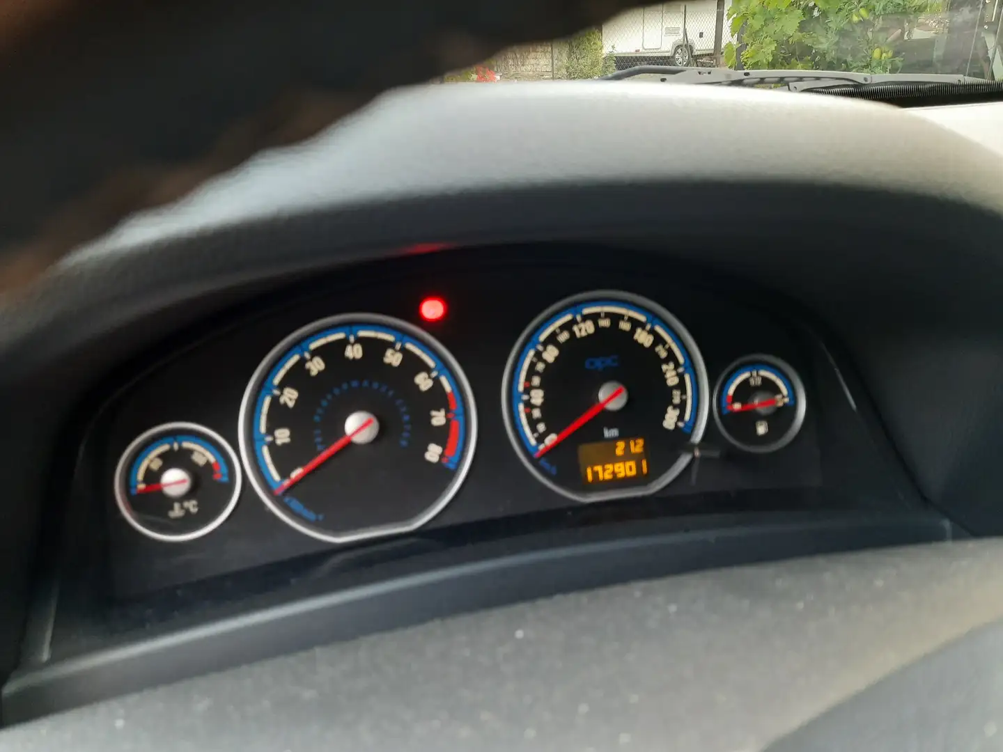 Opel Vectra OPC Schwarz - 2