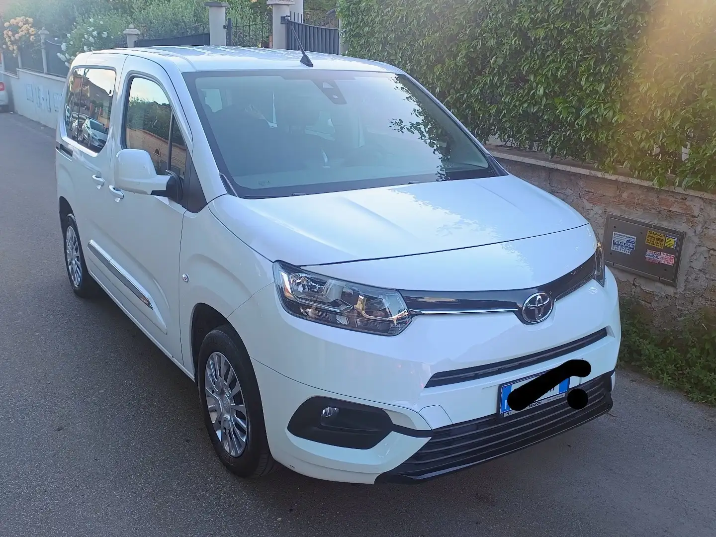 Toyota Proace City verso 1,5D s&s 100hp Bianco - 1
