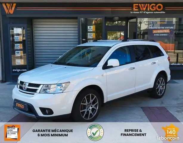 Fiat Freemont 2.0 MJT 170 LOUNGE 4X4 BVA 7PL CUIR CHAUFFANT AV CAMERA