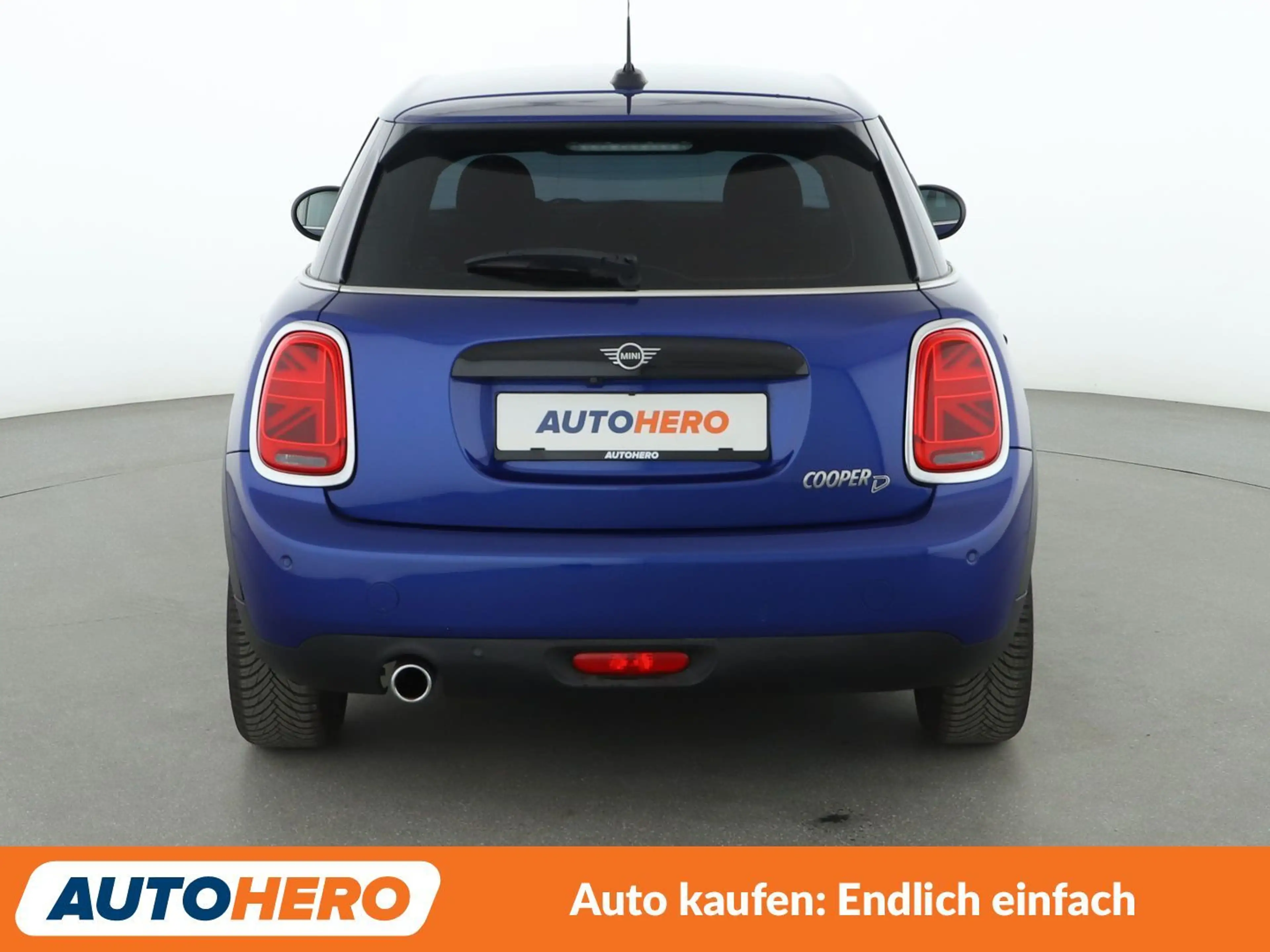 MINI Cooper D Cooper D*NAVI*TEMPO*CAM*PDC*SHZ*ALU* — photo 5