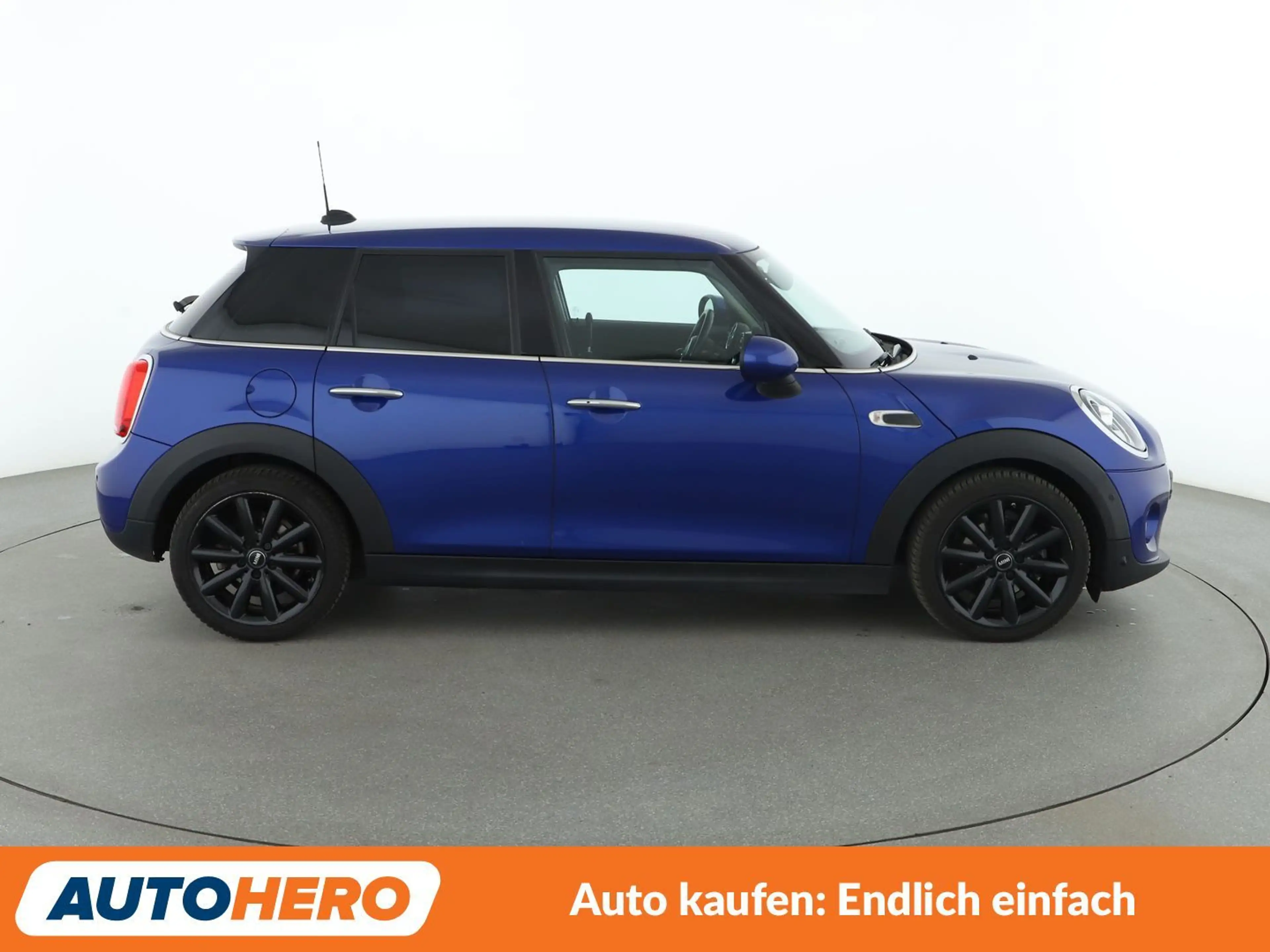 MINI Cooper D Cooper D*NAVI*TEMPO*CAM*PDC*SHZ*ALU* — photo 7