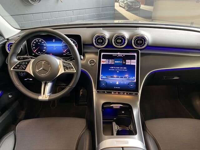 Mercedes-Benz C 200