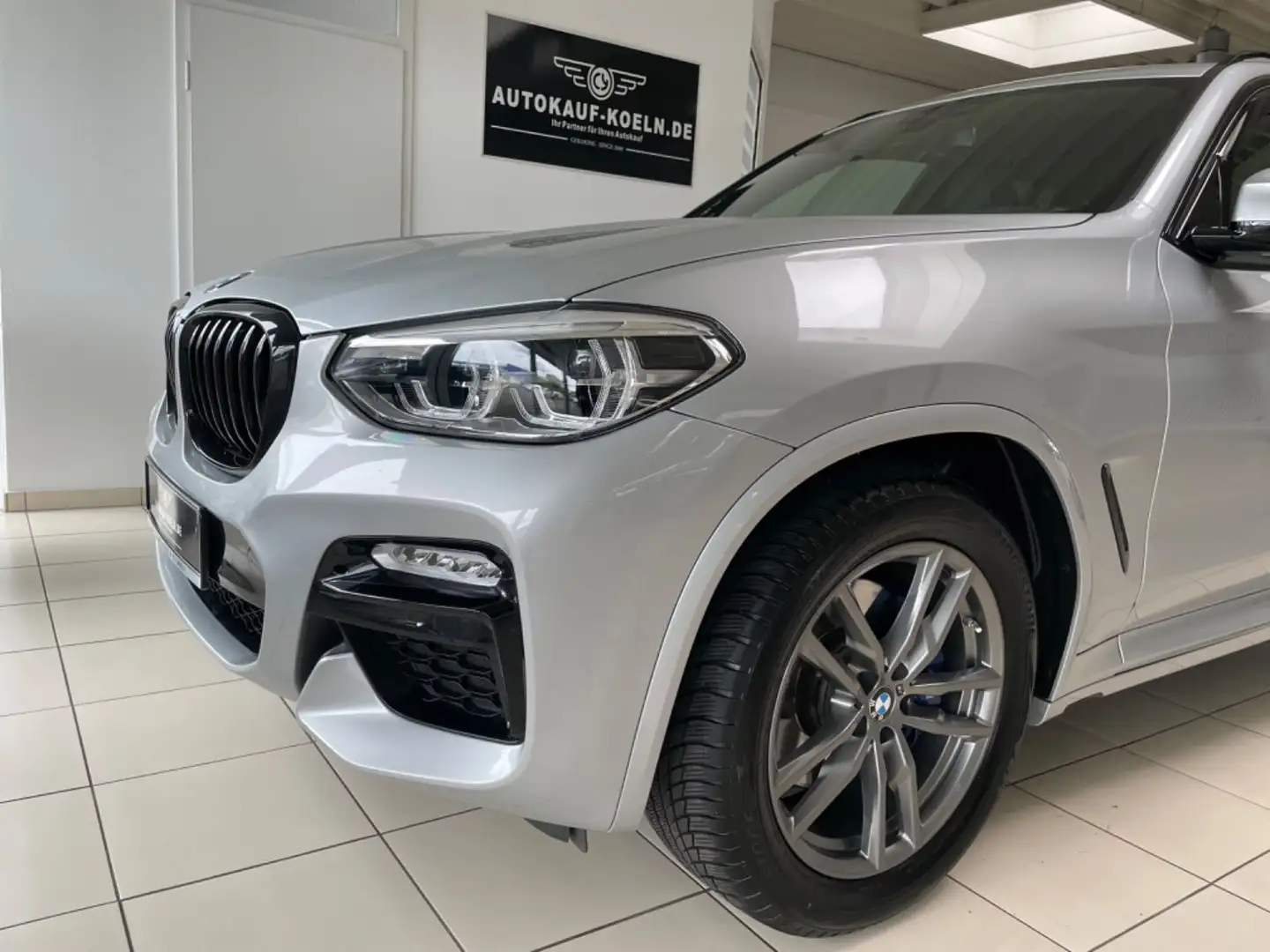 BMW X3 M LED/Navi/Leder/Panoramadach Silber - 2