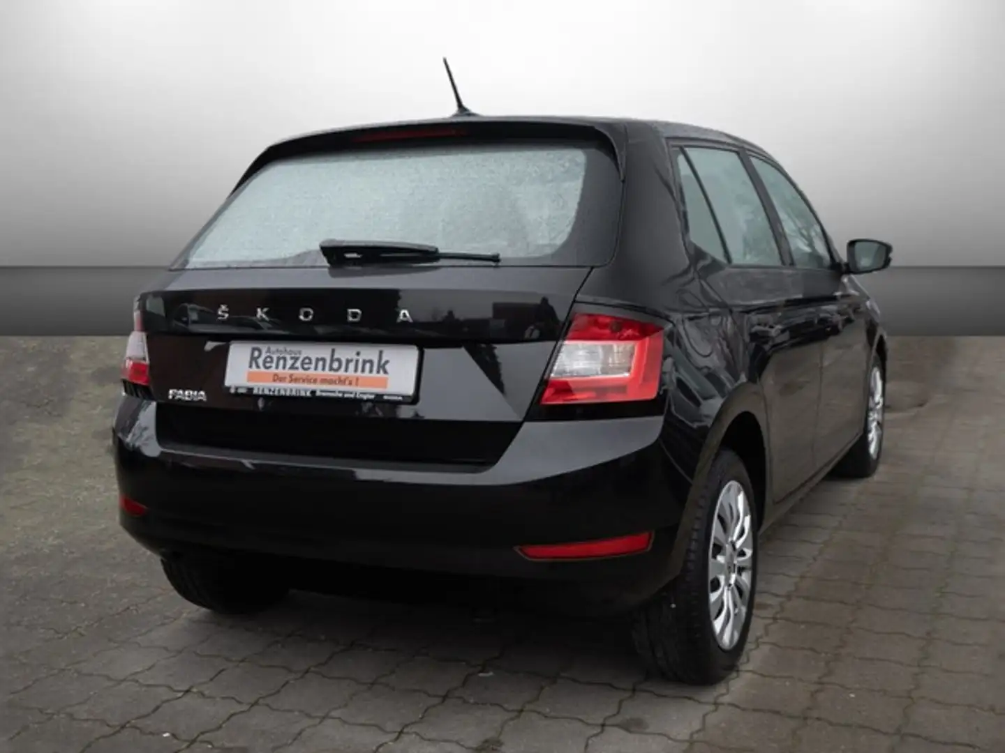Skoda Fabia 1.0 TSI Ambition GRA+KLIMA+BLUET. Negro - 2