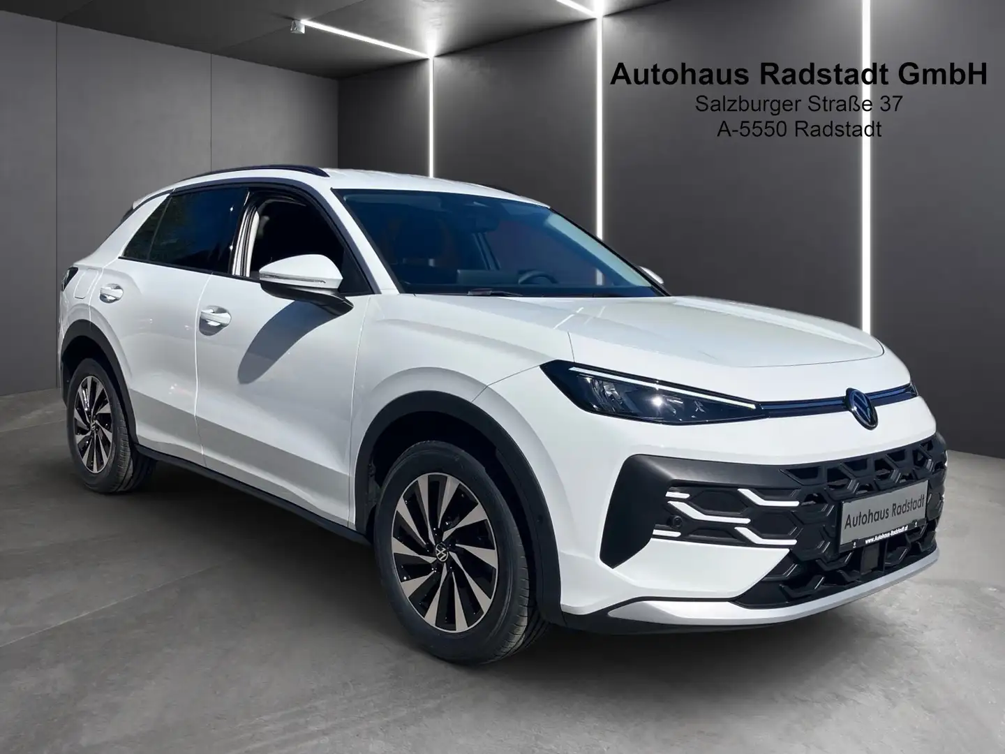Volkswagen T-Roc Life eTSI DSG Weiß - 2