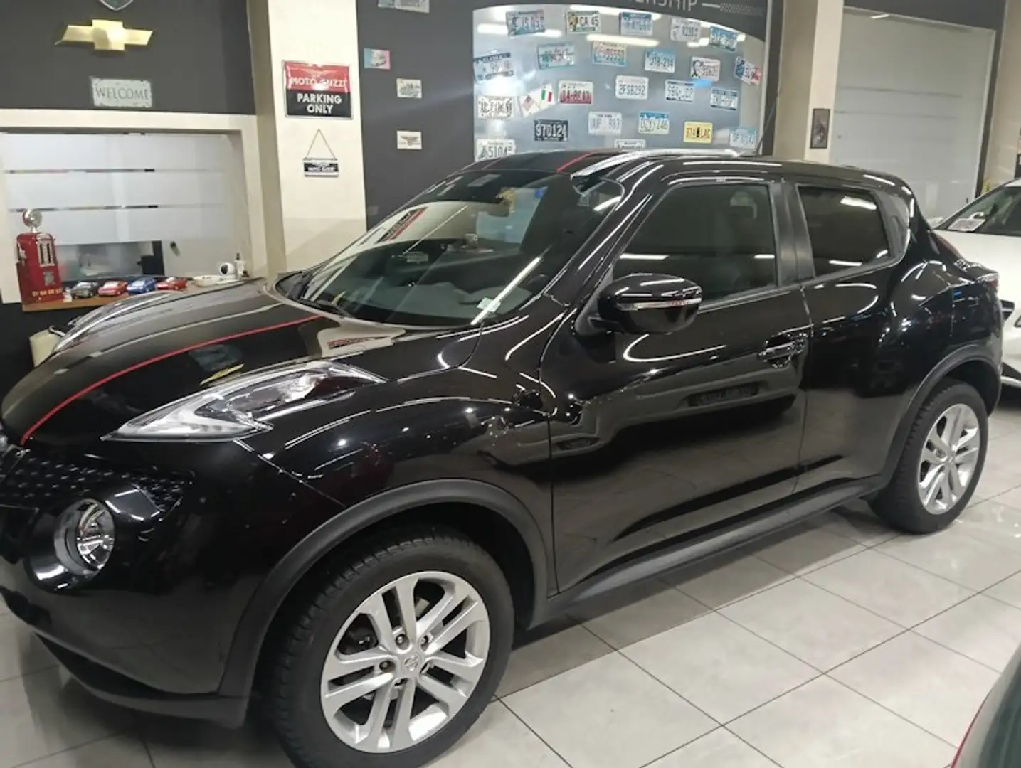 Nissan Juke Juke I 2015 1.6 Acenta 117cv cvt E6 Nero - 1