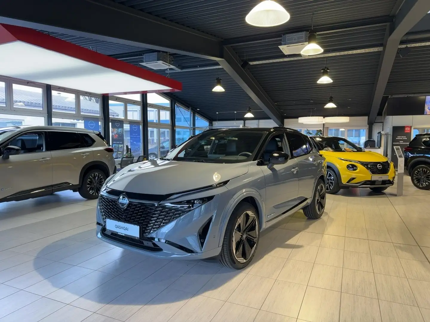 Nissan Qashqai 1.5 N-Design e-Power Inkl. Winterräder Grigio - 2