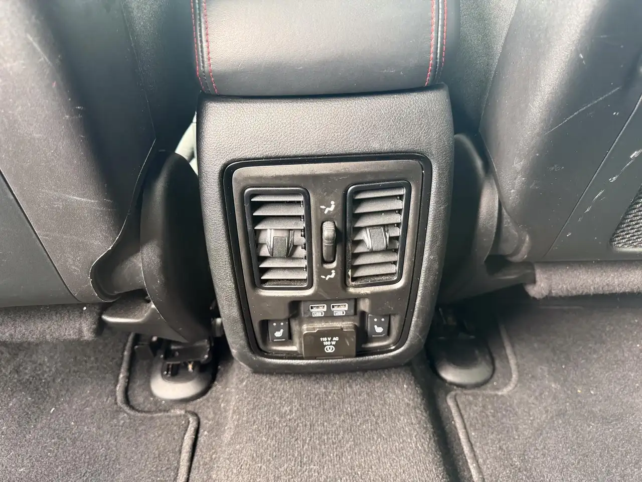 Dodge Durango снимка Dodge Durango
