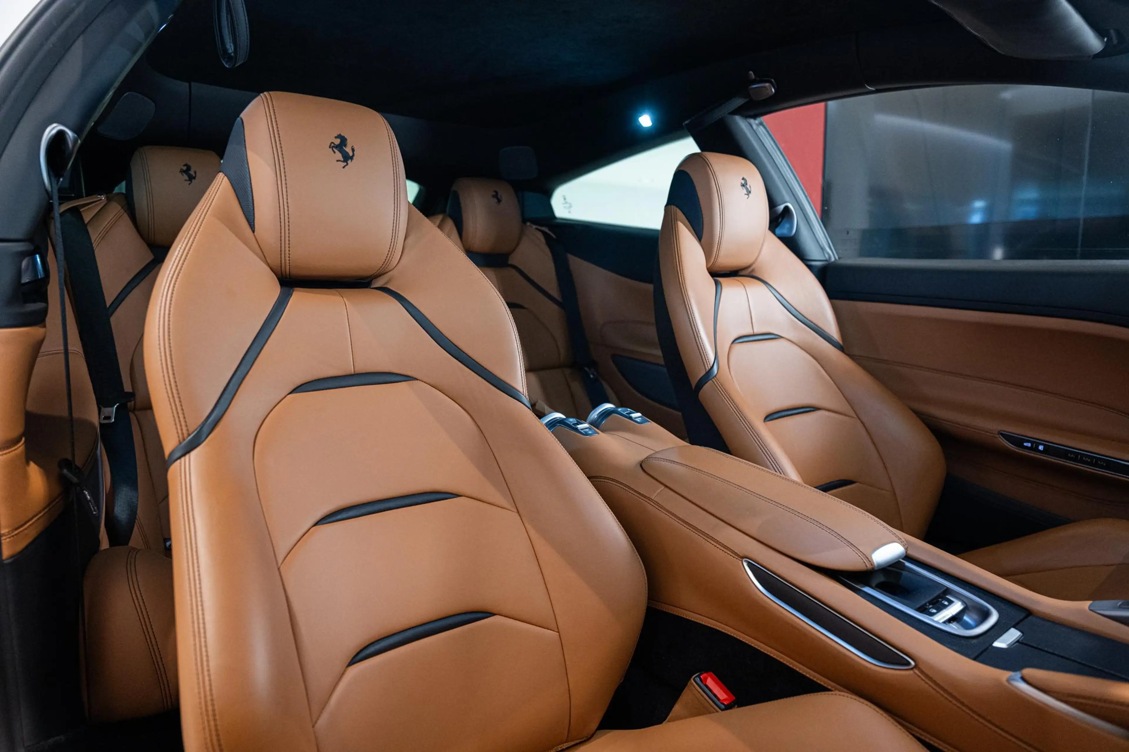 Ferrari GTC4 Lusso GTC4Lusso V12 - Kroymans Ferrari — photo 8