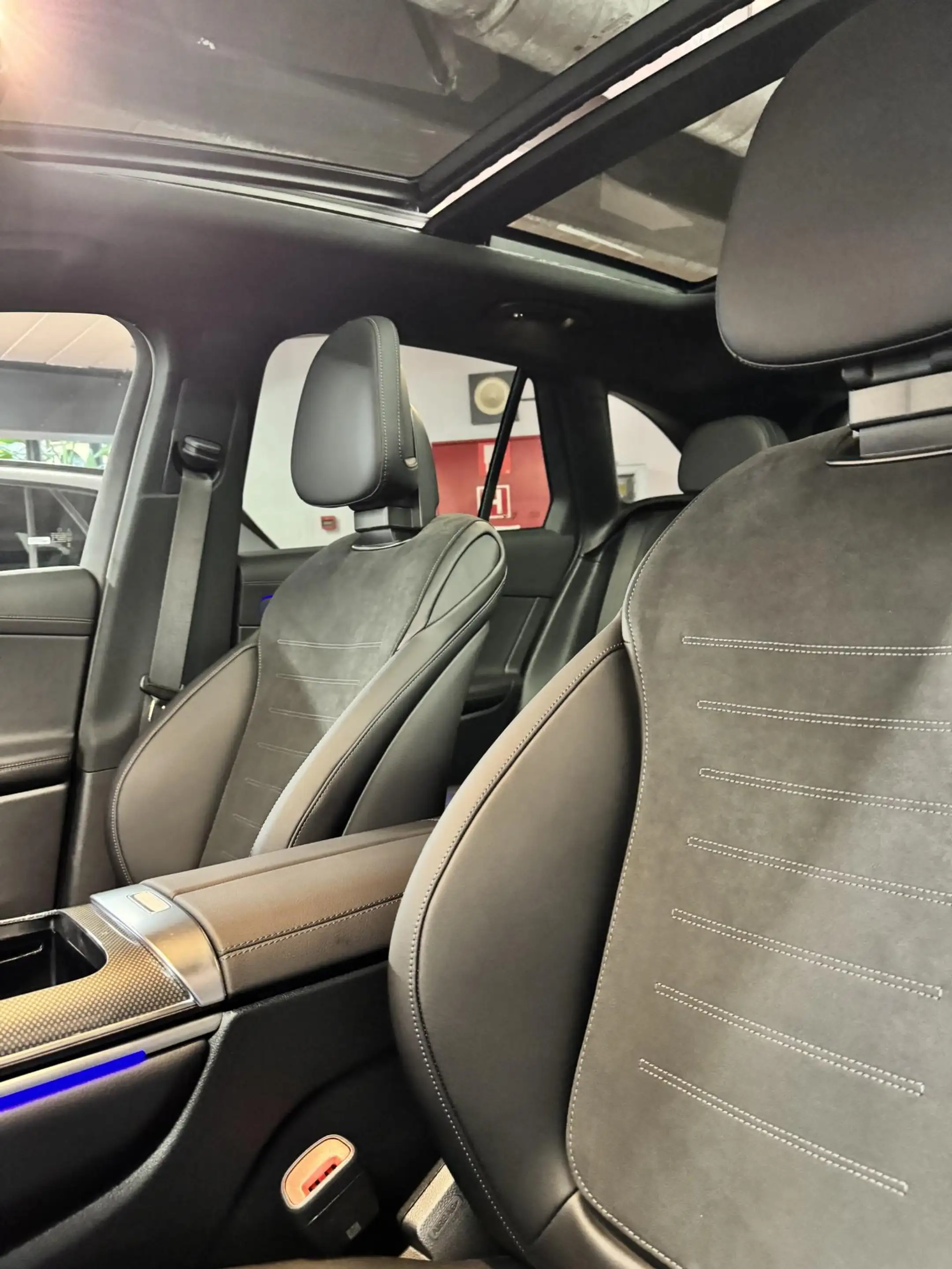 Mercedes-Benz GLC 200 GLC 4MATIC "140 Years Edition" DOS 9003 — photo 4