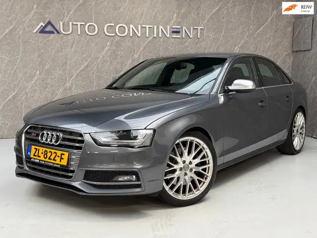 Audi S4 3.0 TFSI S4 333 PK quattro Pro Line / Carbon