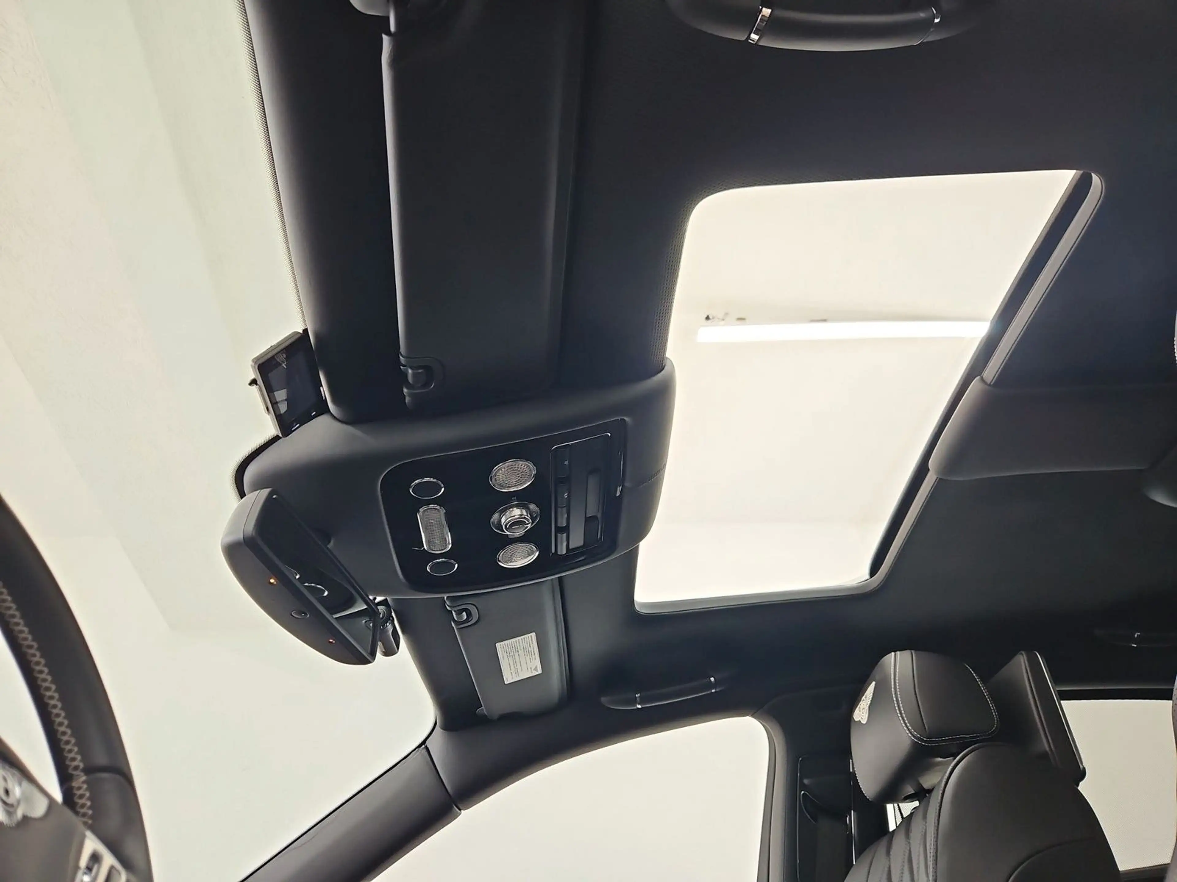 Bentley Flying Spur *W12*LED*MARINER PAKET* — photo 14