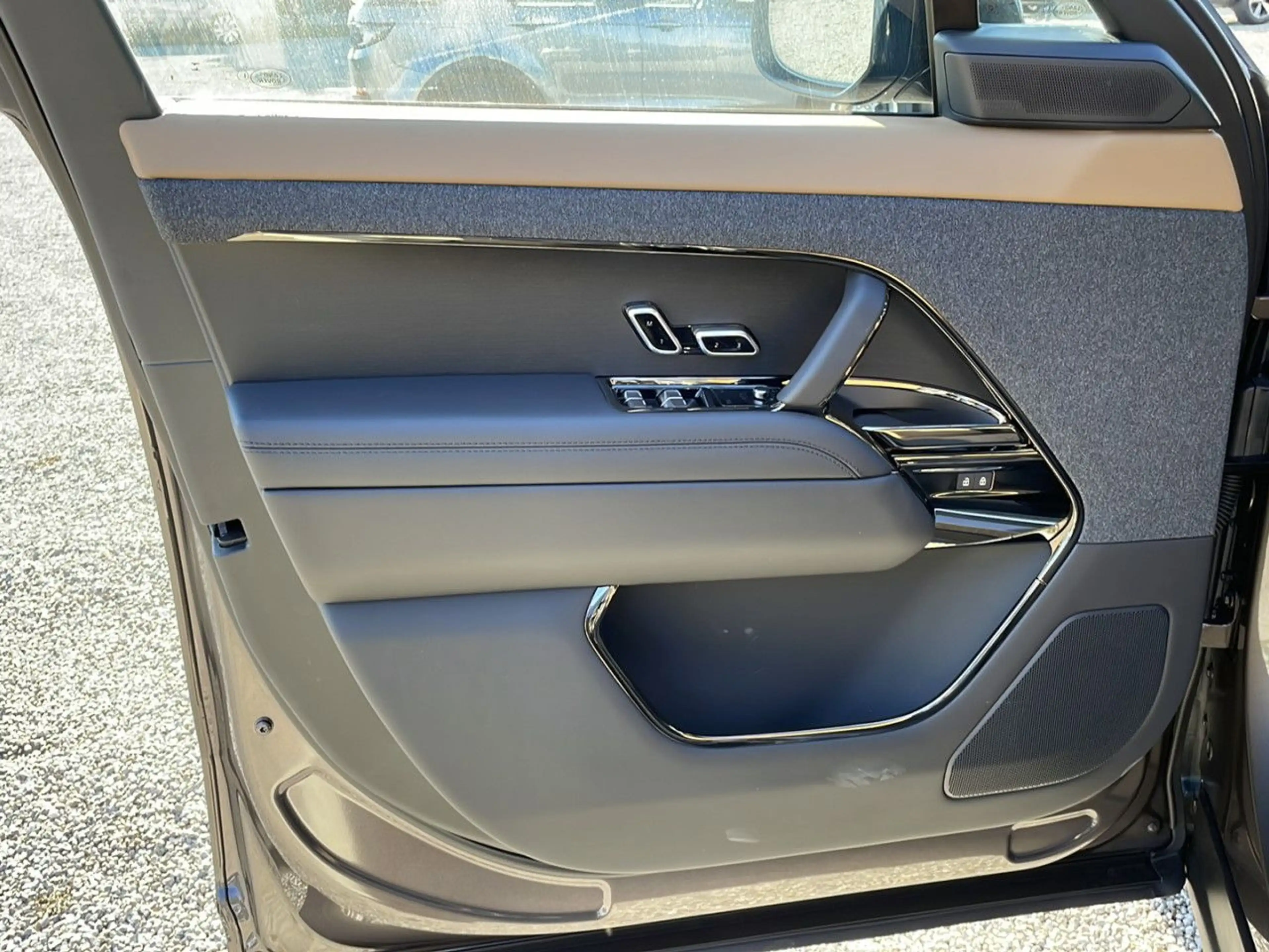 Land Rover Range Rover Sport D350 Autobiography — photo 8