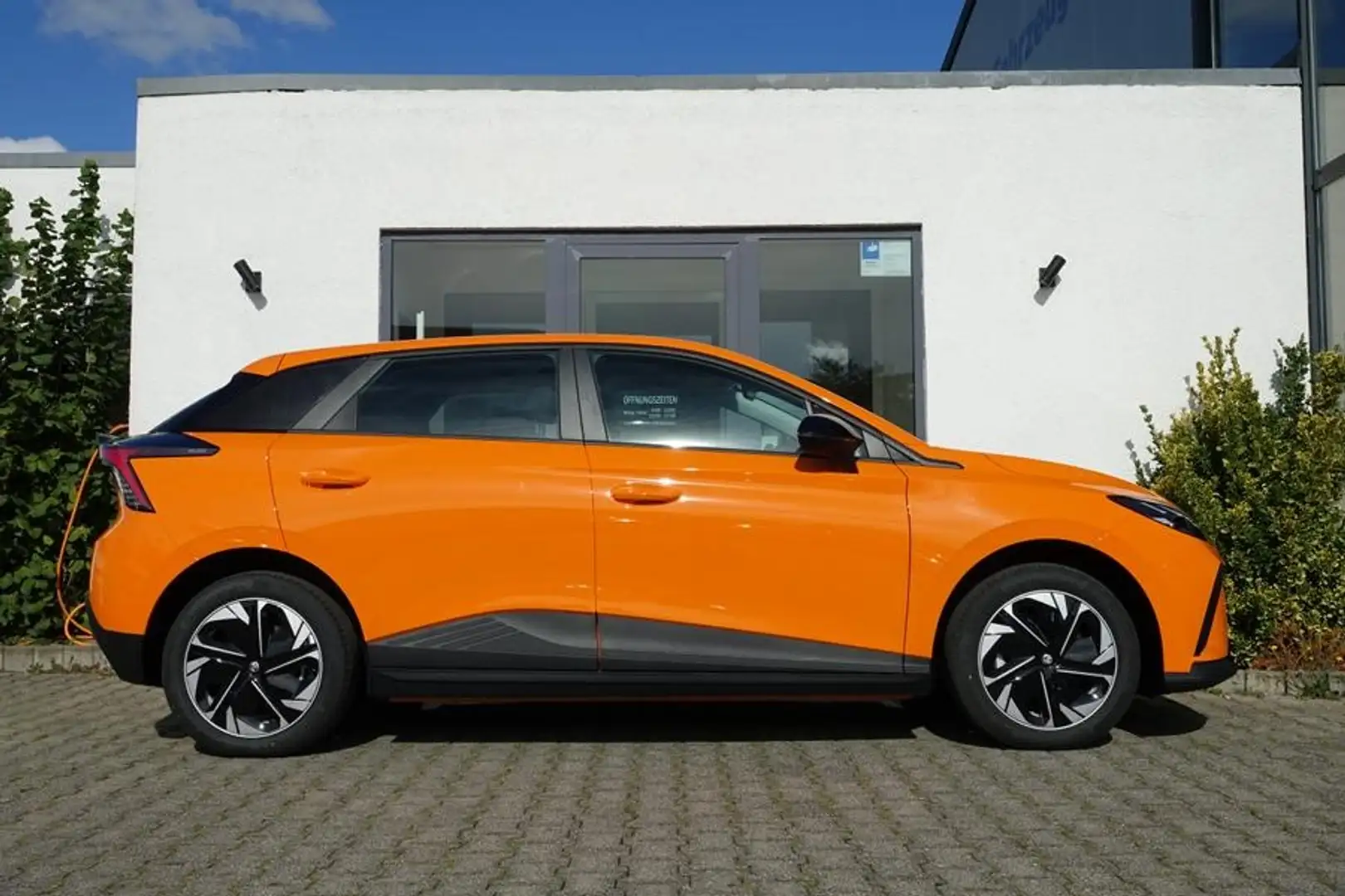 MG MG4 125KW 49 kWh Navi/Kamera 7J Garantie SOFORT Orange - 2