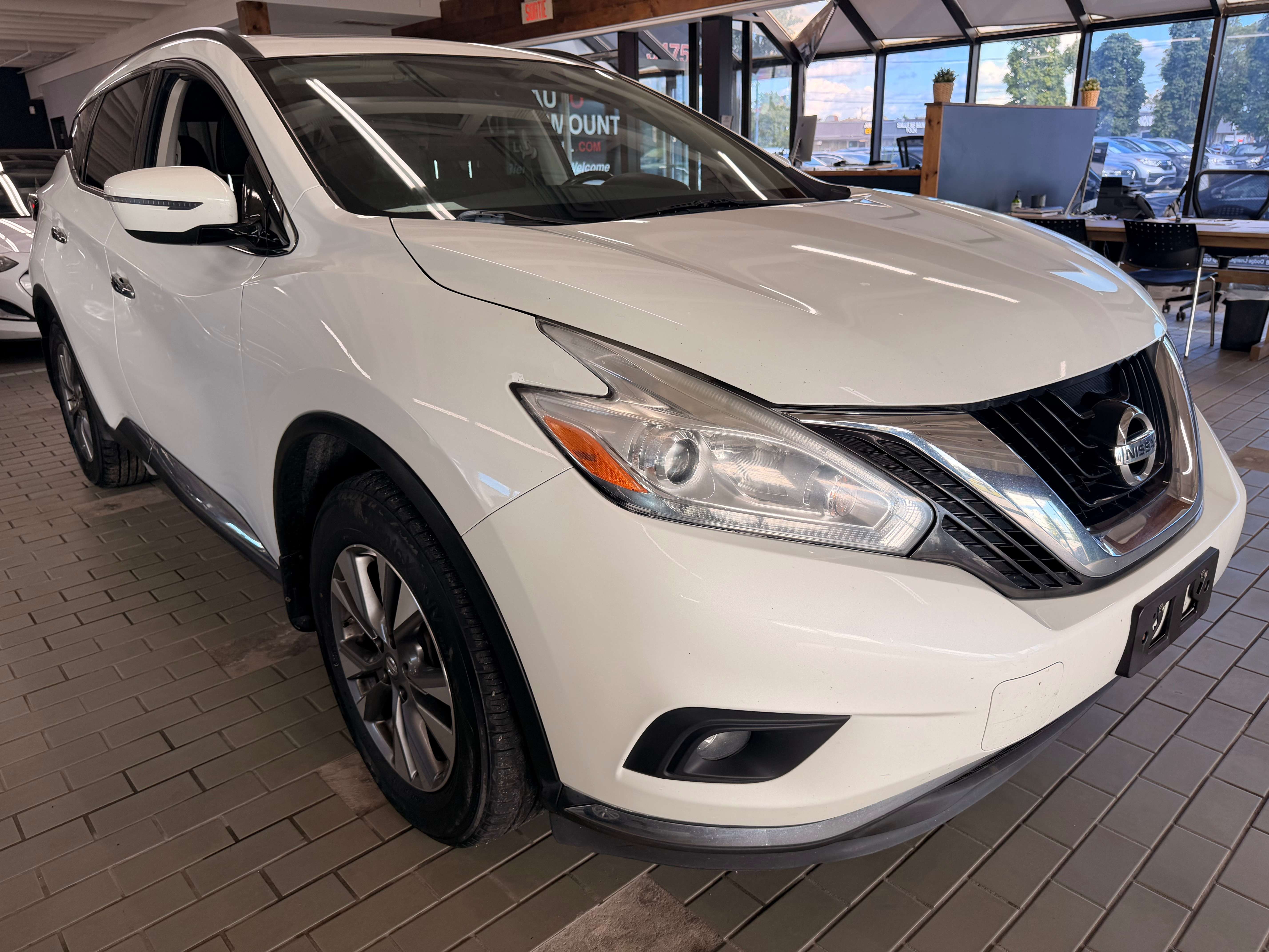 2017 Nissan Murano SV - Image 7