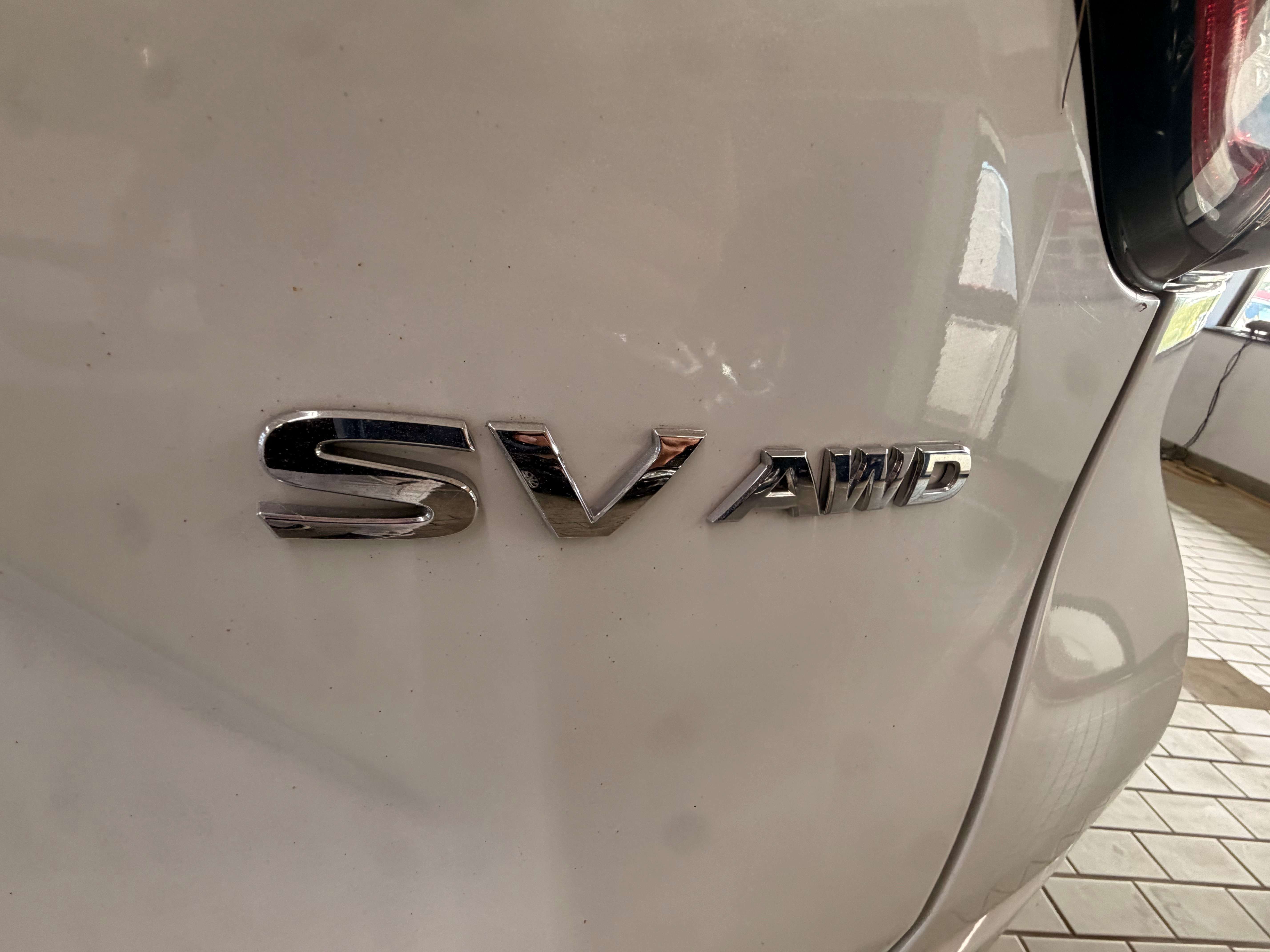 2017 Nissan Murano SV - Image 13