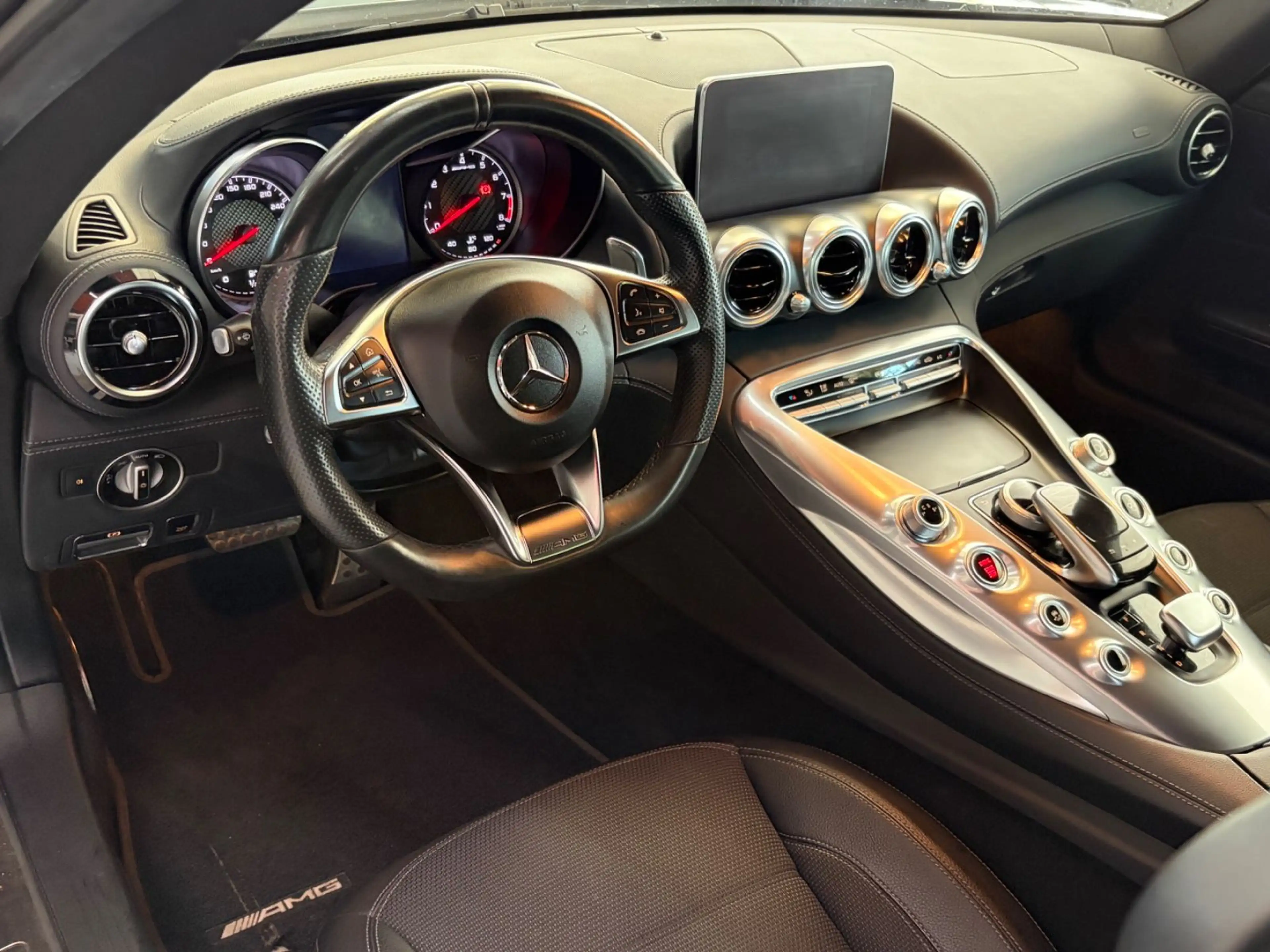 Mercedes-Benz AMG GT Coupe 2.Hand / MB Scheckheft / Unfallfrei — photo 11