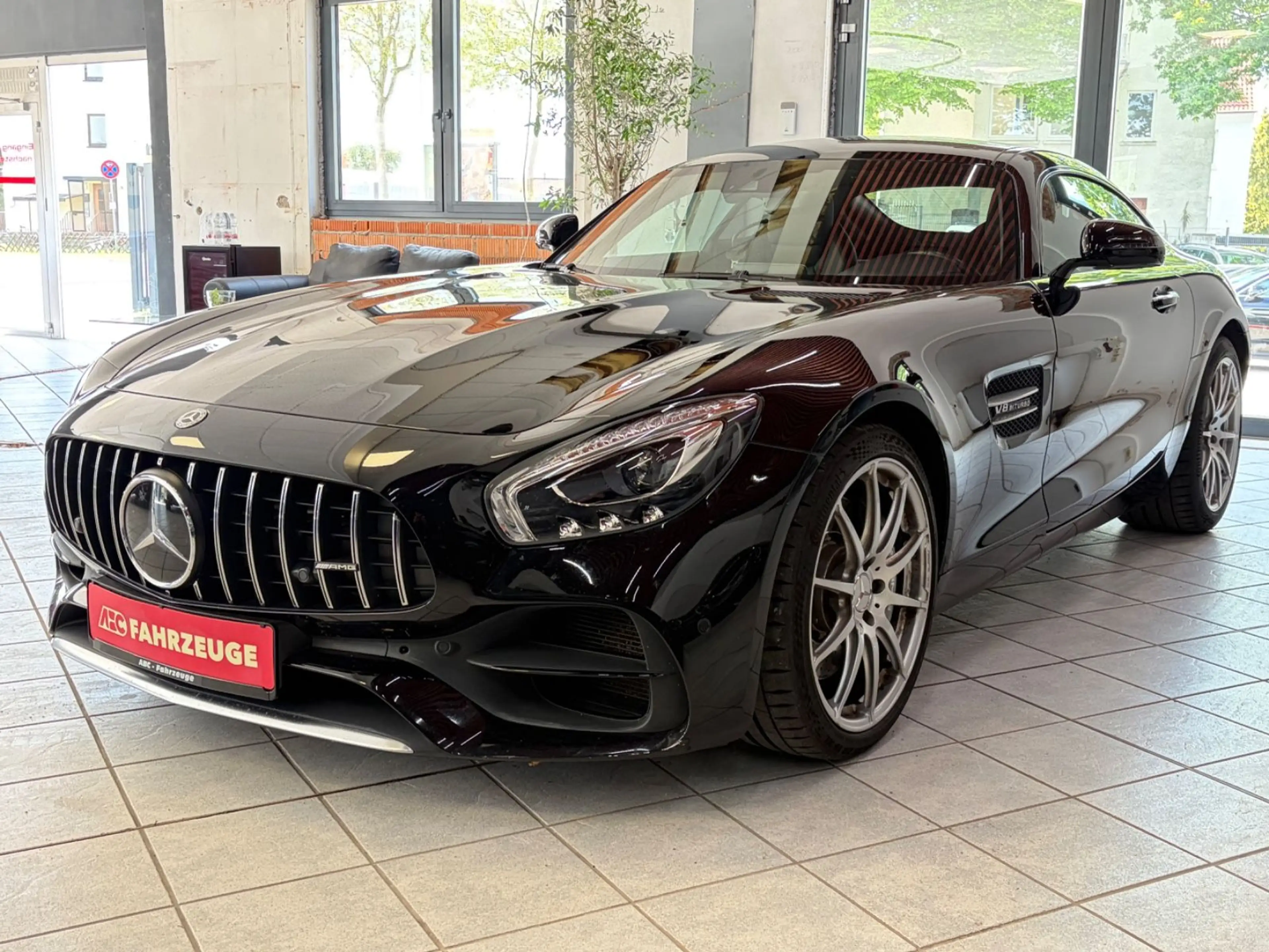 Mercedes-Benz AMG GT Coupe 2.Hand / MB Scheckheft / Unfallfrei — photo 4