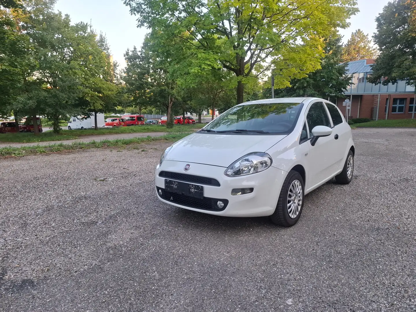 Fiat Punto MYSTYLE Weiß - 1