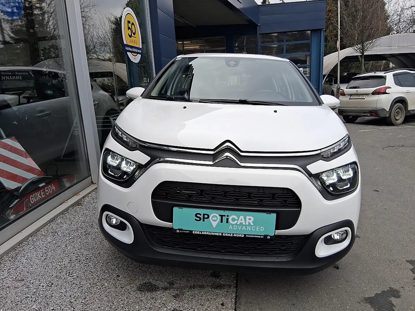 Citroen C3 PureTech 83 S&S 5-Gang-Manuell You Blanc - 2