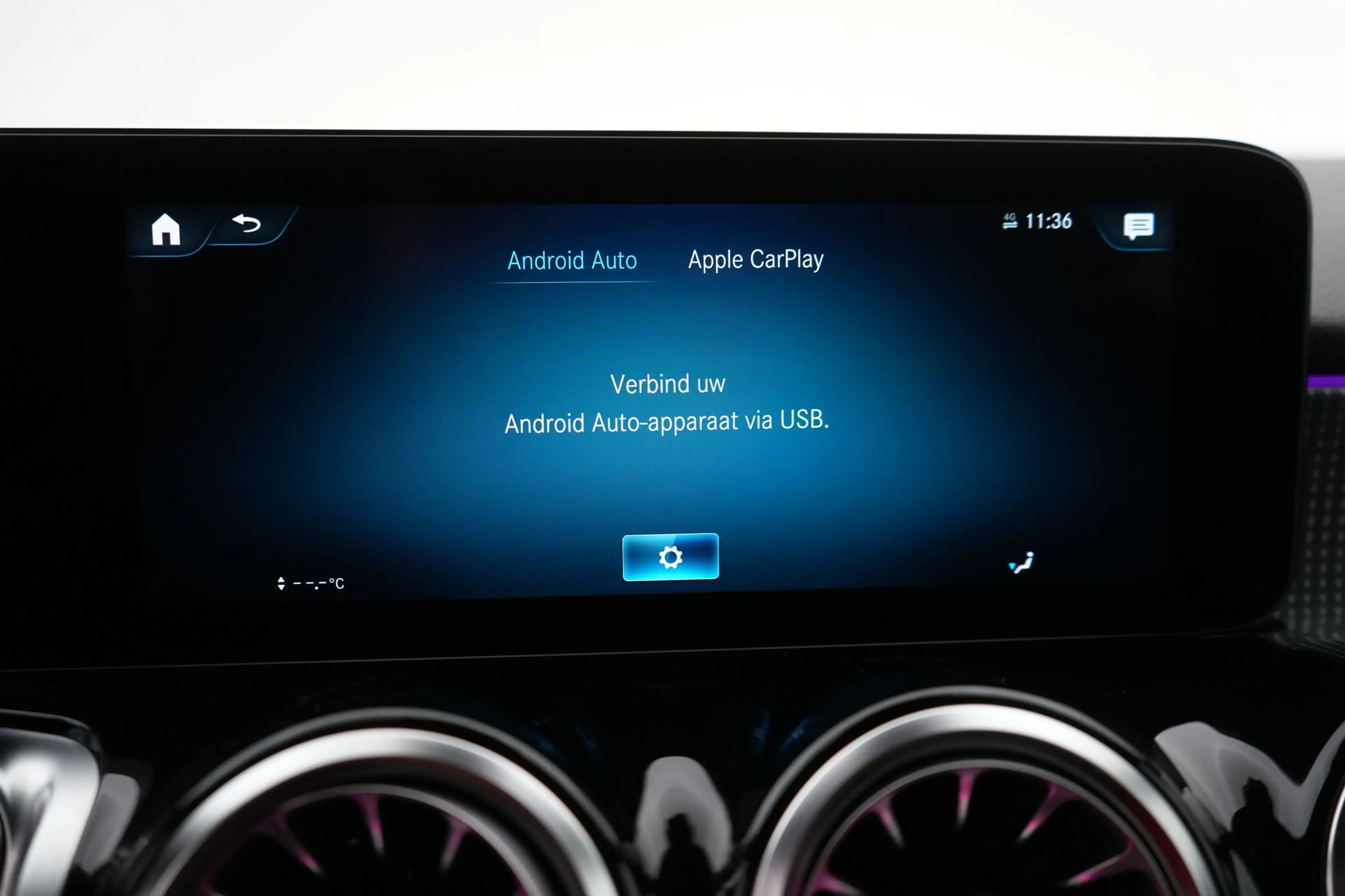 Mercedes-Benz EQB 250 Business Line LEDER/STOF LED GPS PDC CAM Carplay V — photo 28