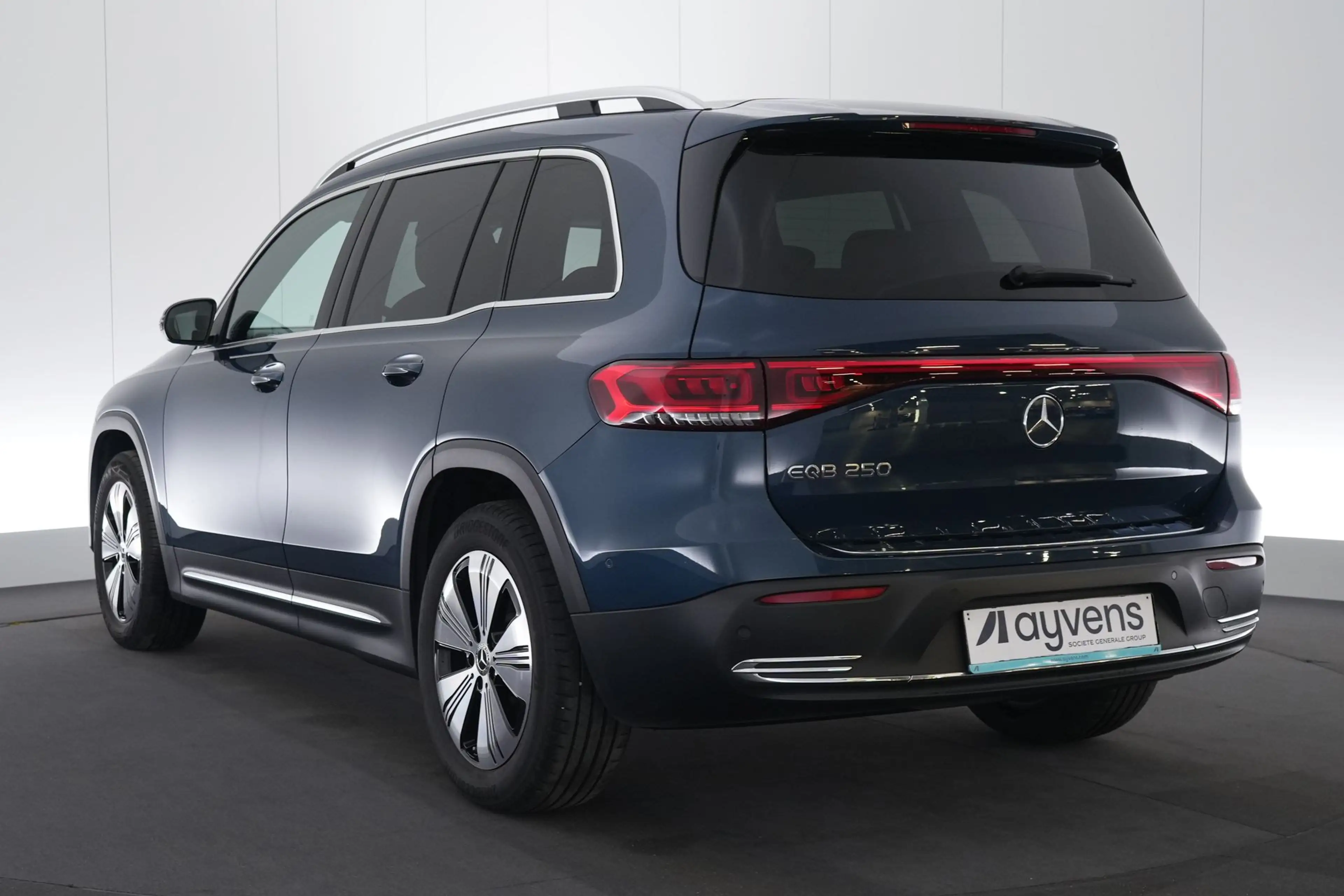 Mercedes-Benz EQB 250 Business Line LEDER/STOF LED GPS PDC CAM Carplay V — photo 9