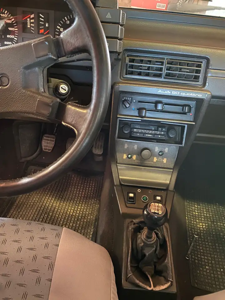 Audi 80 2.2i quattro 4p, foto 6