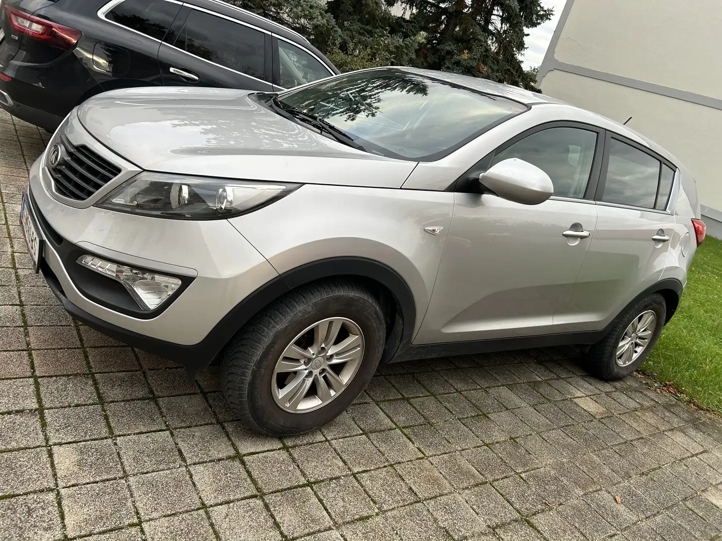 Kia Sportage Cool 1,6 GDI 2WD ISG Österreich-Paket - 1