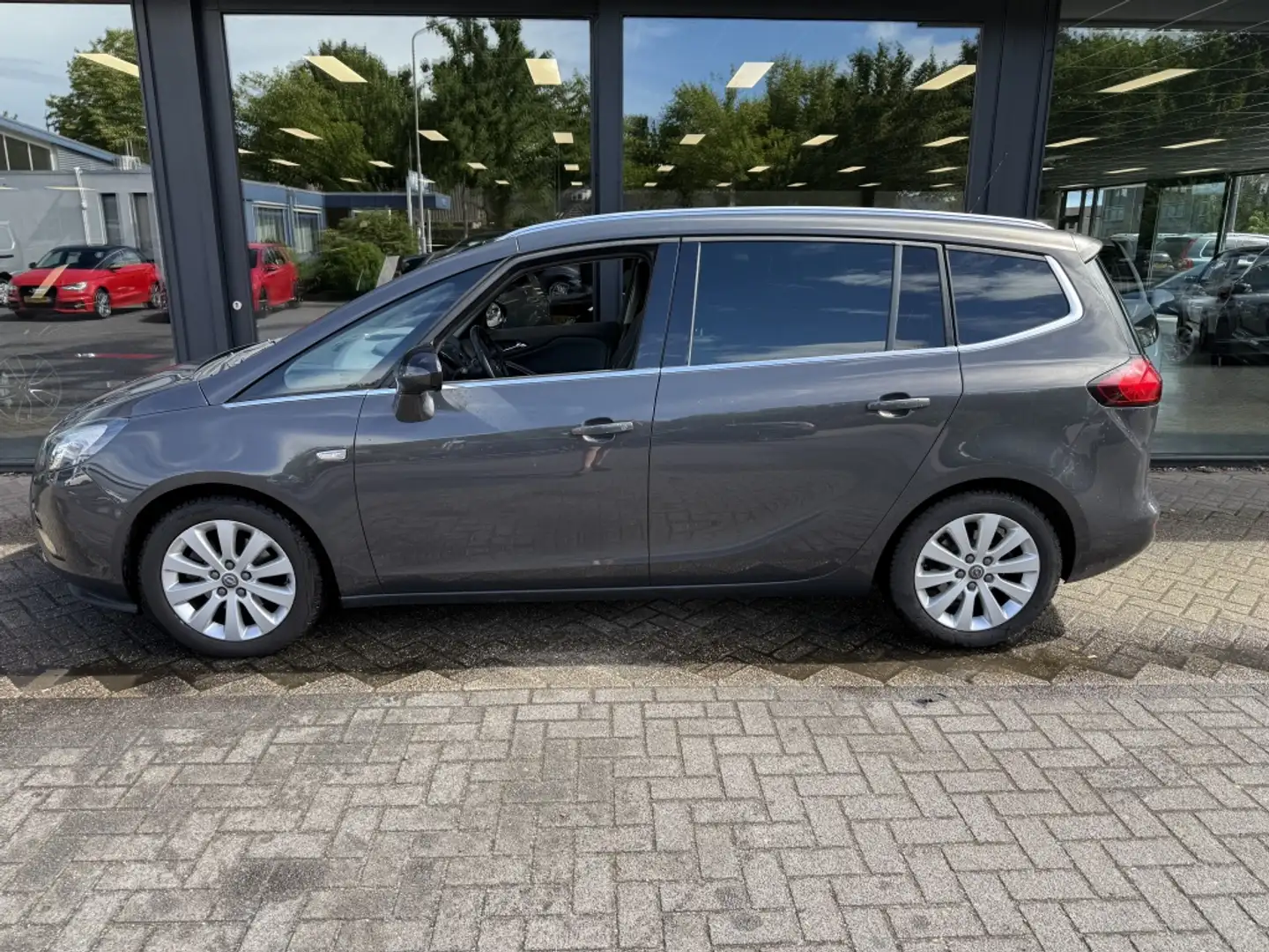 Opel Zafira Tourer 1.4 Berlin 7p. Grijs - 2