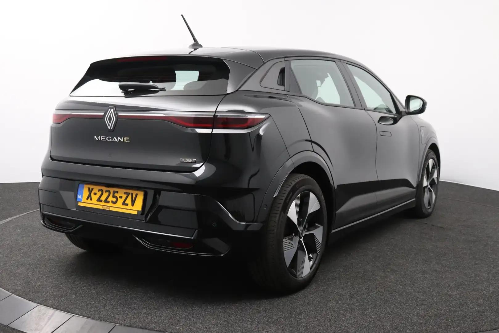 Renault Megane E-Tech EV60 Optimum Charge Evolution | Pack Winter | Pack Zwart - 2