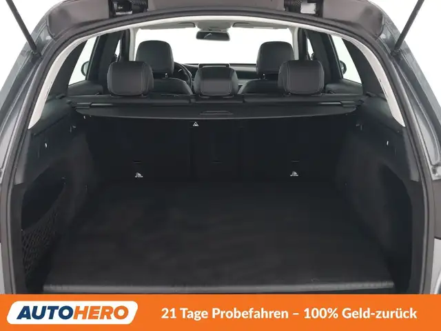 Mercedes-Benz GLC view 17