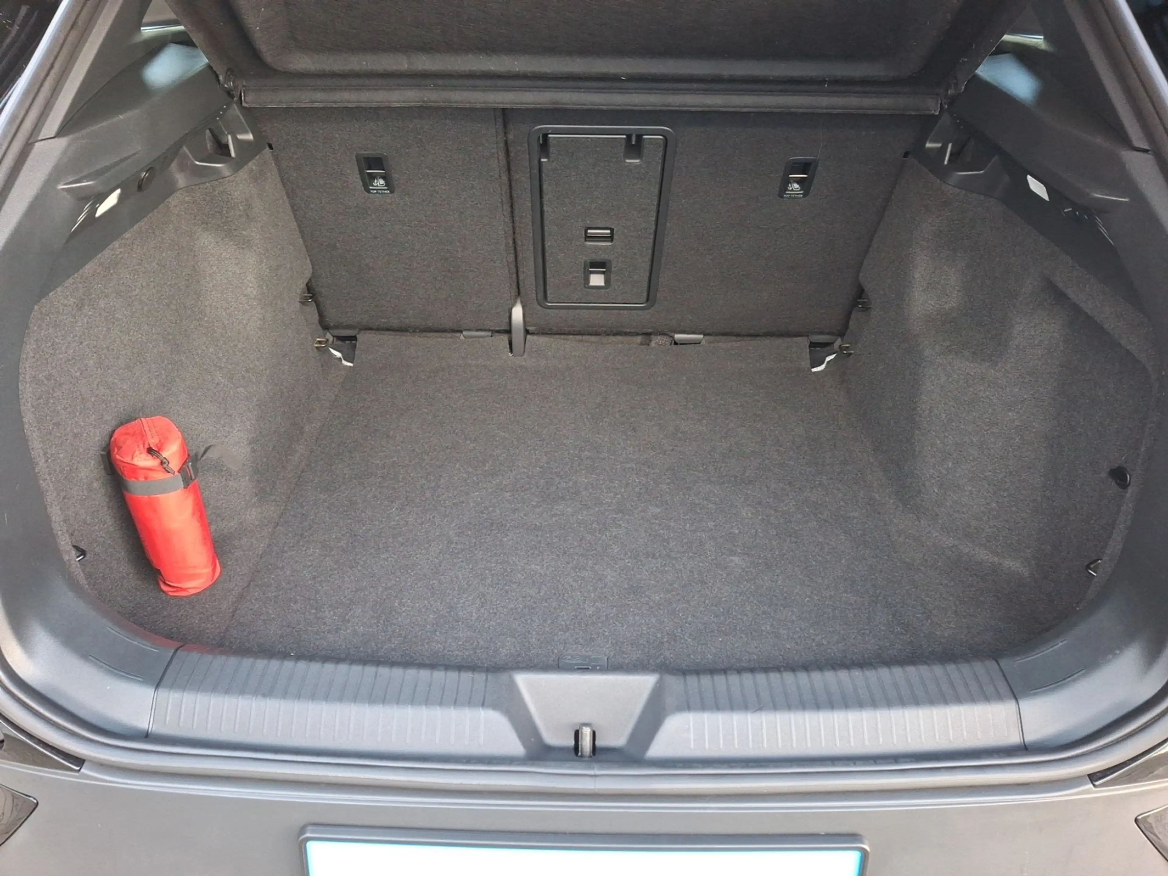 Volkswagen ID.4 Pro Perf 82 kWh Wärmepumpe Kamera AHV — photo 8