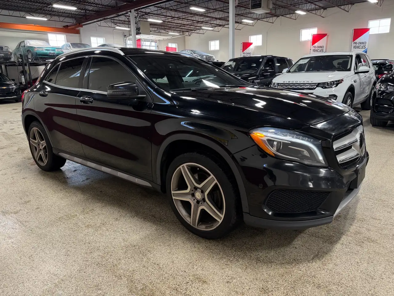 Mercedes-Benz GLA снимка Mercedes-Benz GLA