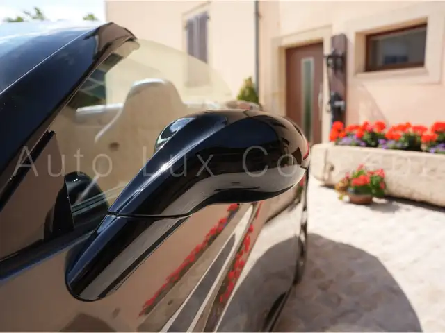 Ferrari California view 14