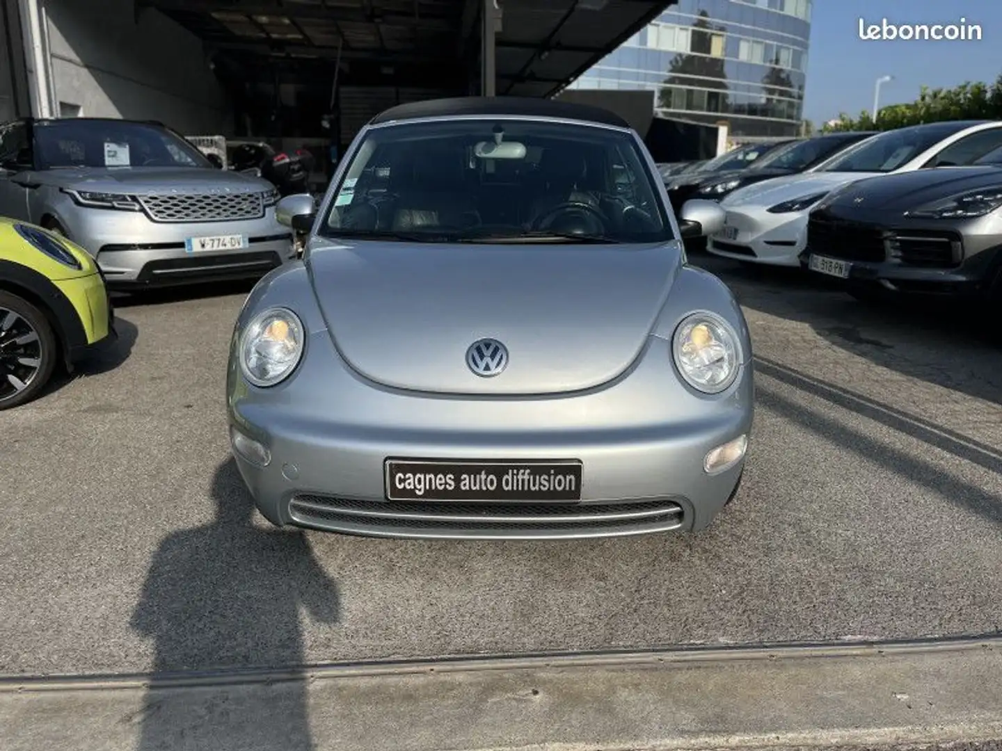 Volkswagen Beetle 1.6 102CH CARAT Gris - 2