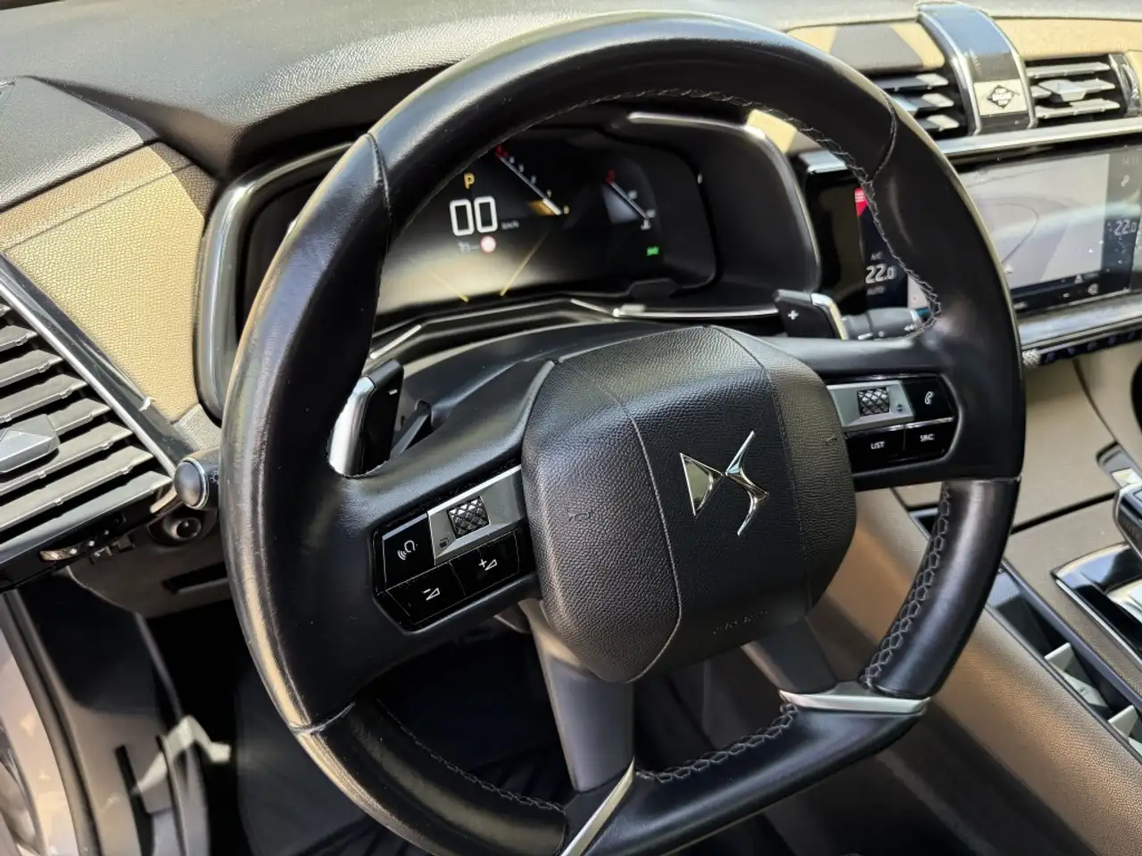 DS Automobiles DS 7 Crossback 2021 — фото 11