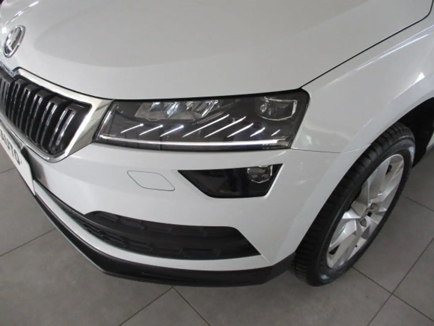 Skoda Karoq Karoq 1.5 tsi Executive Bianco - 2