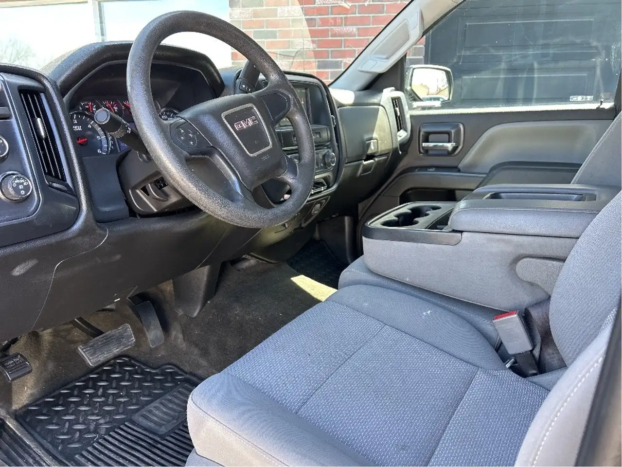 GMC Sierra 1500 снимка GMC Sierra 1500