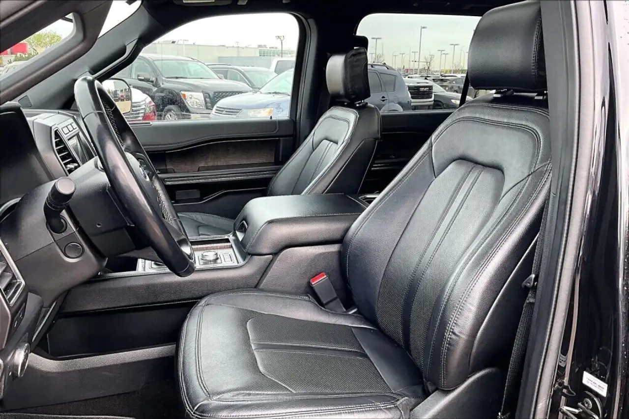 Ford Expedition снимка Ford Expedition