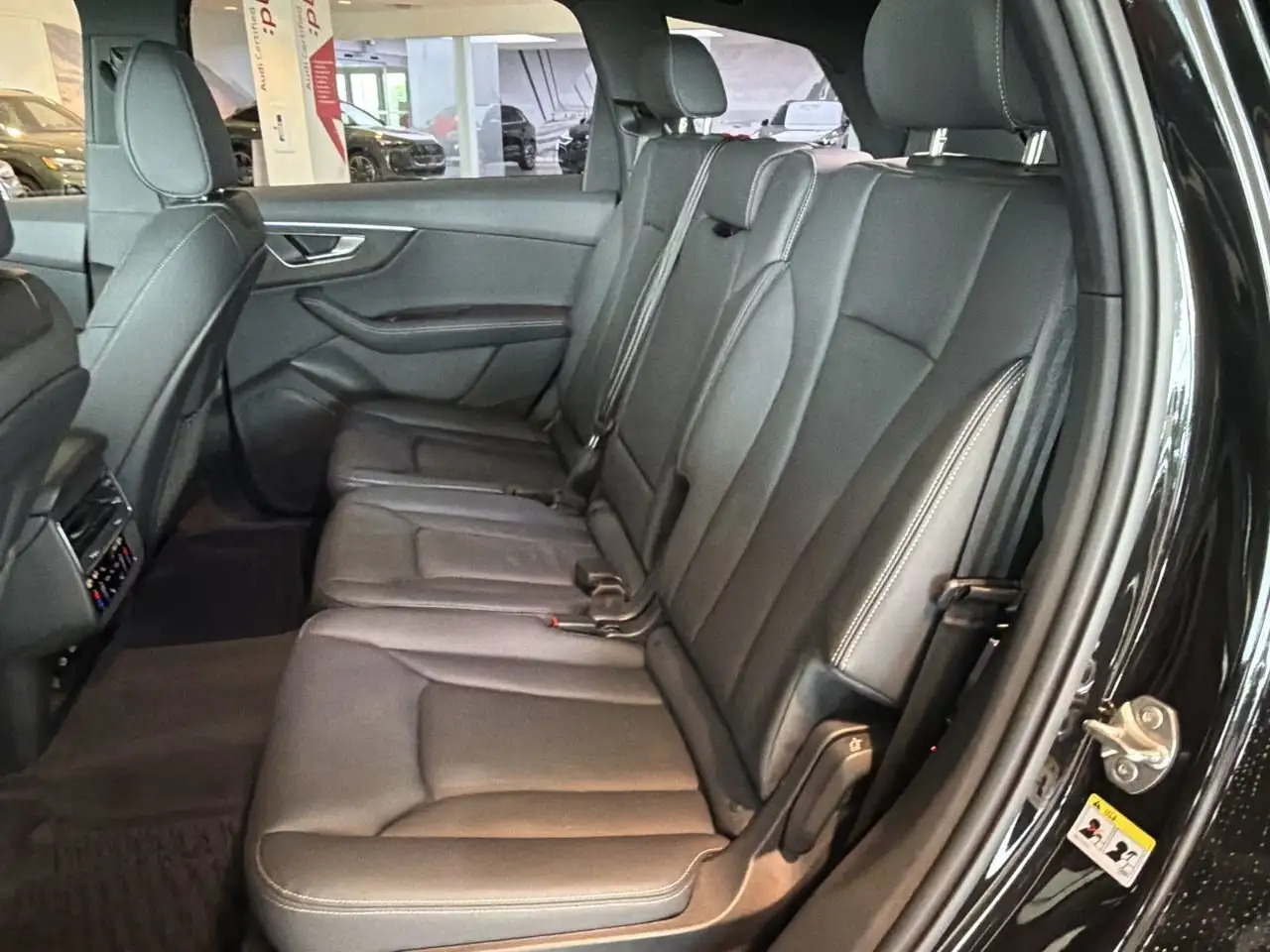 Audi Q7 снимка Audi Q7