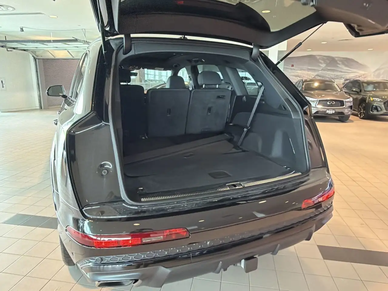 Audi Q7 снимка Audi Q7
