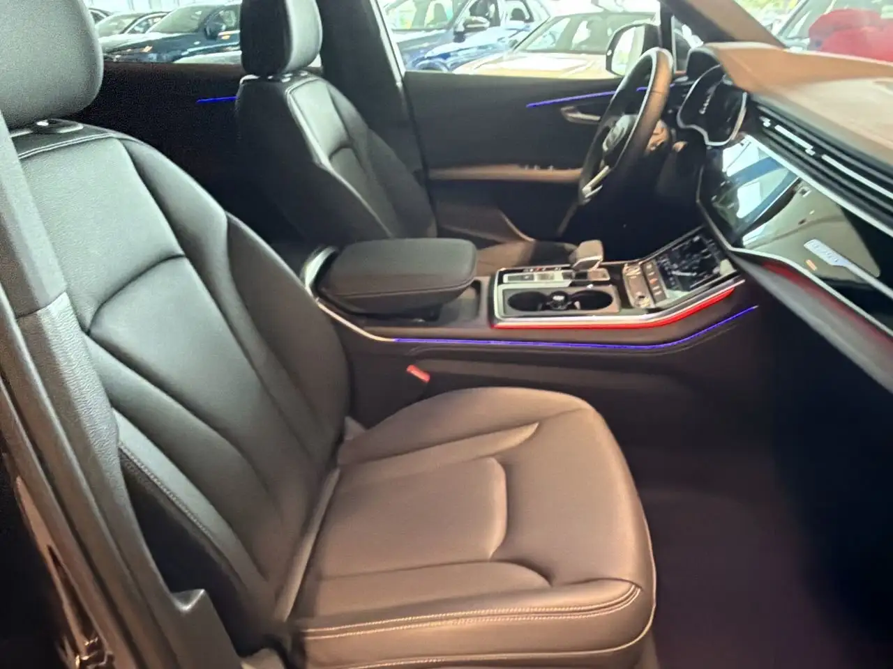 Audi Q7 снимка Audi Q7